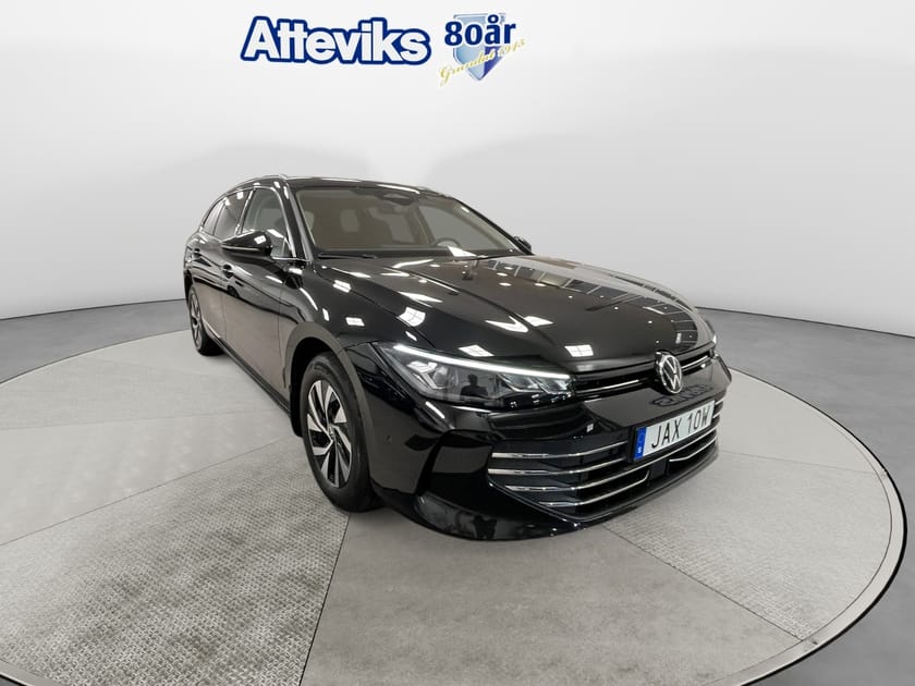 Bild 1 av Volkswagen Passat Sportscombi Business 1.5 eTSi 150hk *P.värmare/Dragkrok*