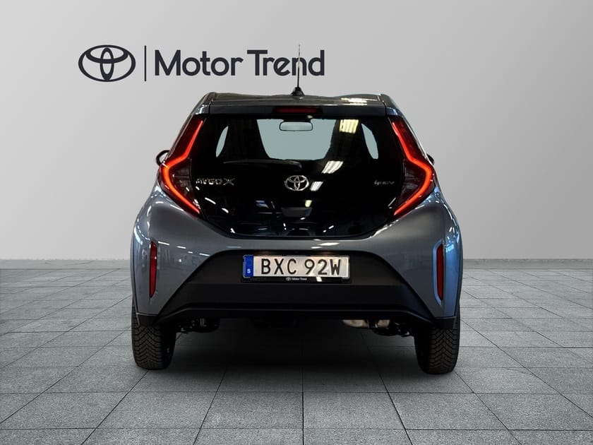 Bild 4 av Toyota Aygo X Hybrid e-CVT, 116hk,Paly,Comfort Pack,45mil