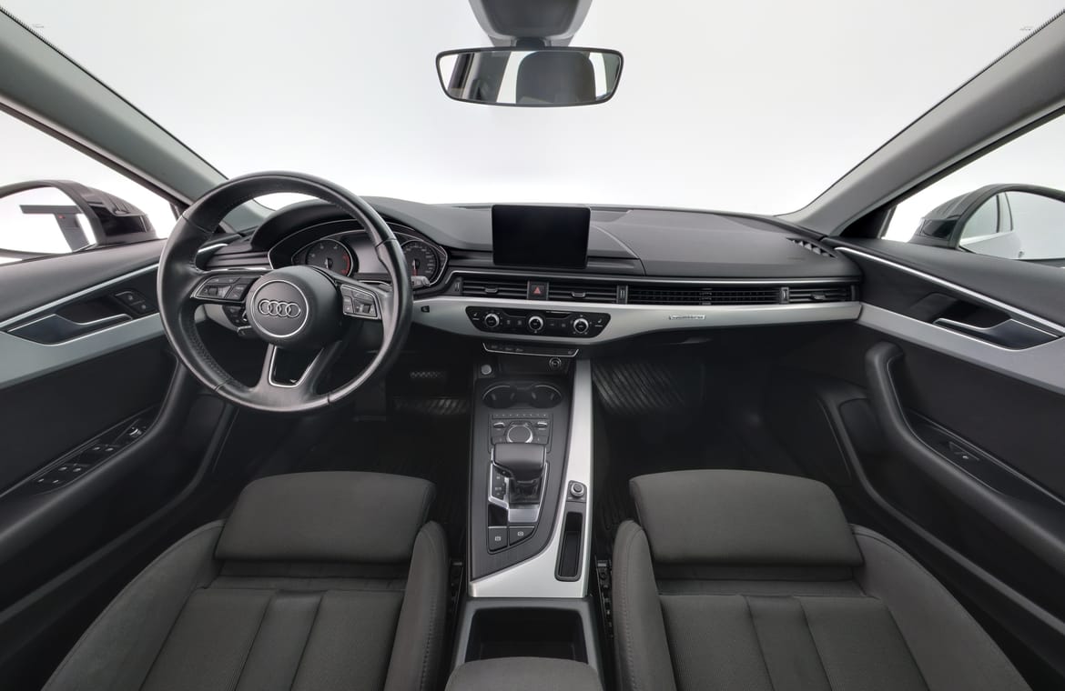 Audi A4 2017 - miniatyr 7