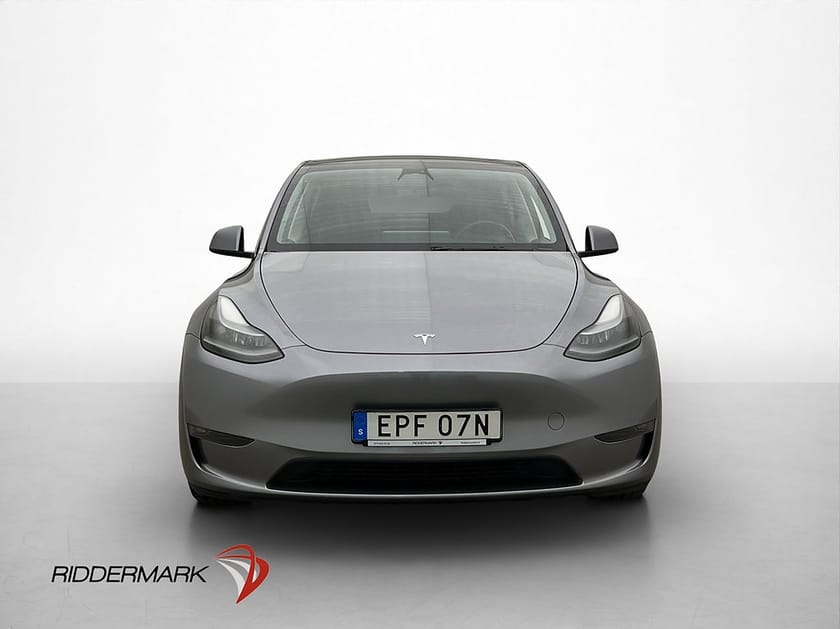 Bild 2 av Tesla Model Y Performance AWD Dragkrok Värmare Panorama MOMS