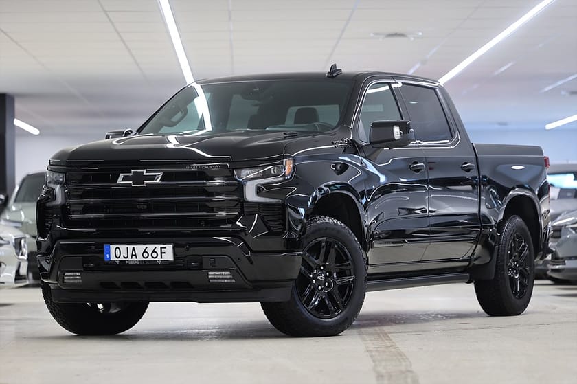 Bild 4 av Chevrolet Silverado 1500 Crew Cab High Country Midnight Edt 3.0 PRISSÄNKT 50 000kr!