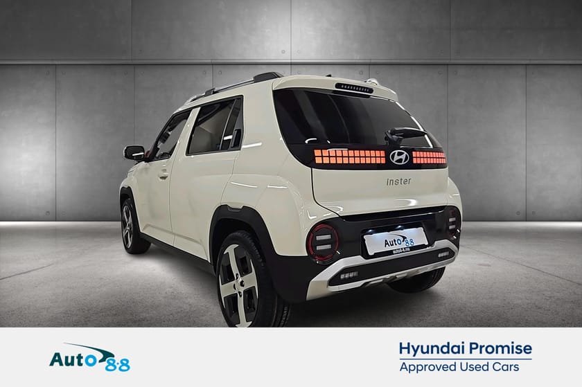 Bilde 4 av Hyundai Inster Long Range Premium. Soltak, 360 Kam++. |BRUKTBILKAMPANJE!|