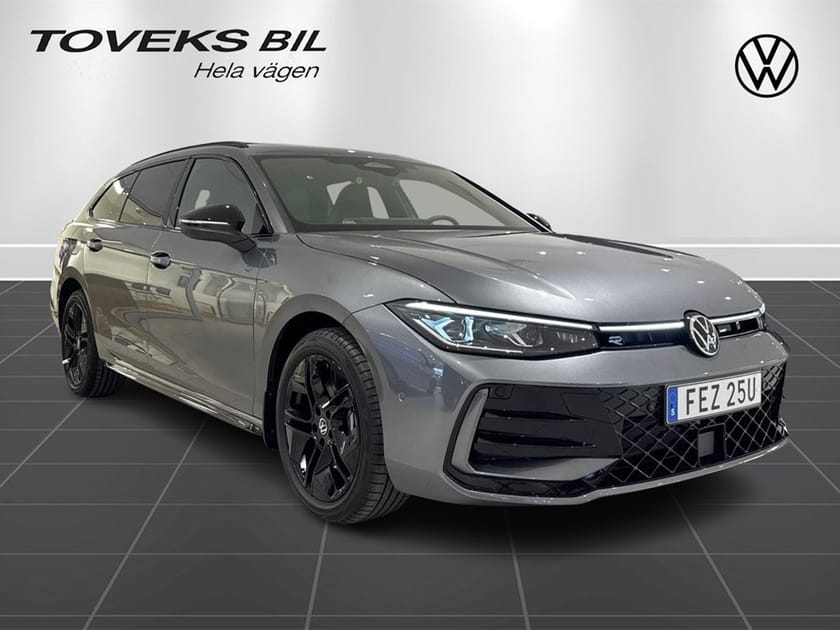 Bild 5 av Volkswagen Passat Variant eHybrid 272hk |Panorama|Elstolar|Drag|Värmare|Harm