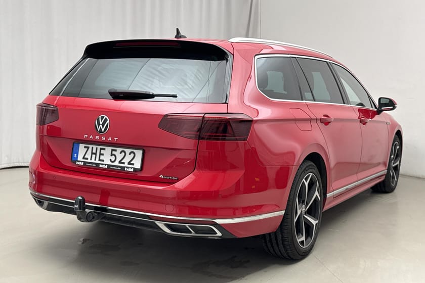 Bild 3 av Volkswagen Passat Sportscombi 2.0 TDI 4M 200hk R-Line Cockpit