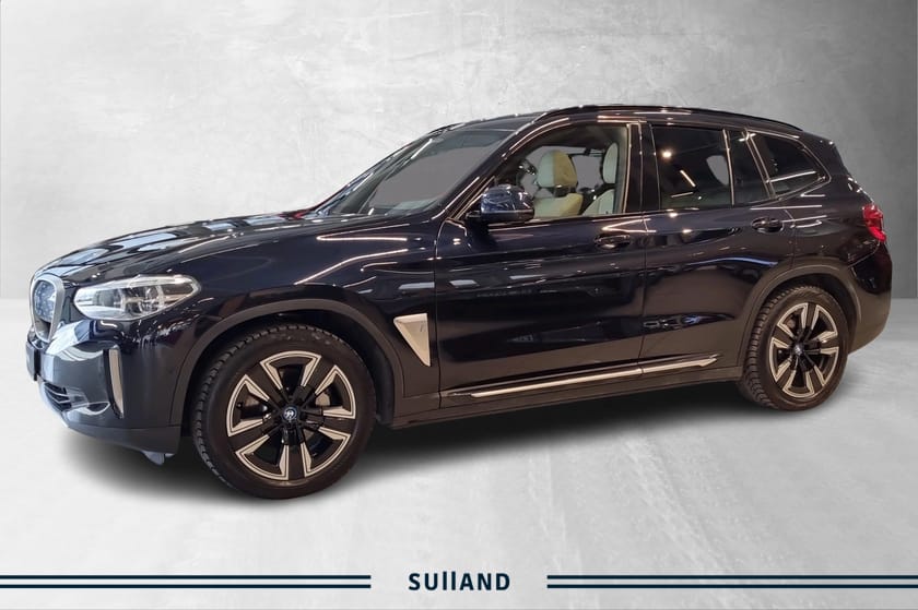 Bilde 2 av BMW iX3 Comfort access/Hengerfeste/Kjøreassistent/Skinn