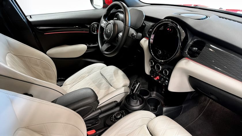 Bild 3 av MINI Cooper 5-dörrar 136hk Backkamera