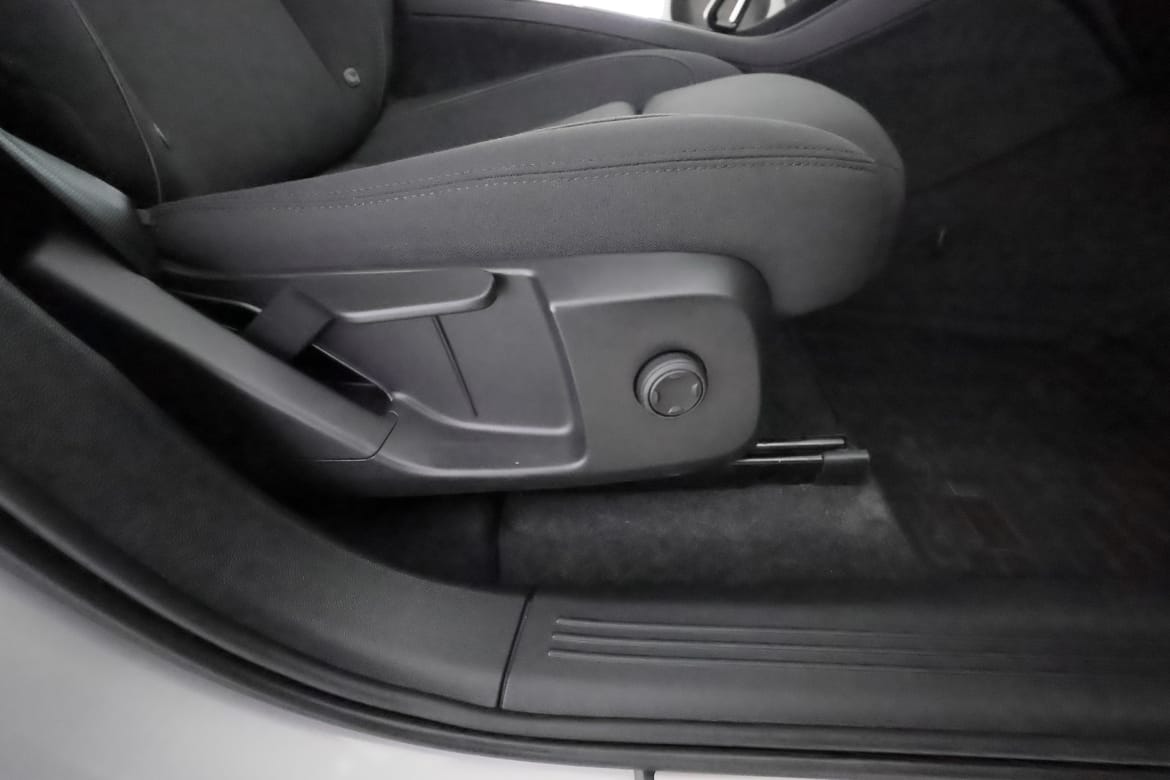 Volvo XC40 2024 - miniatyr 16