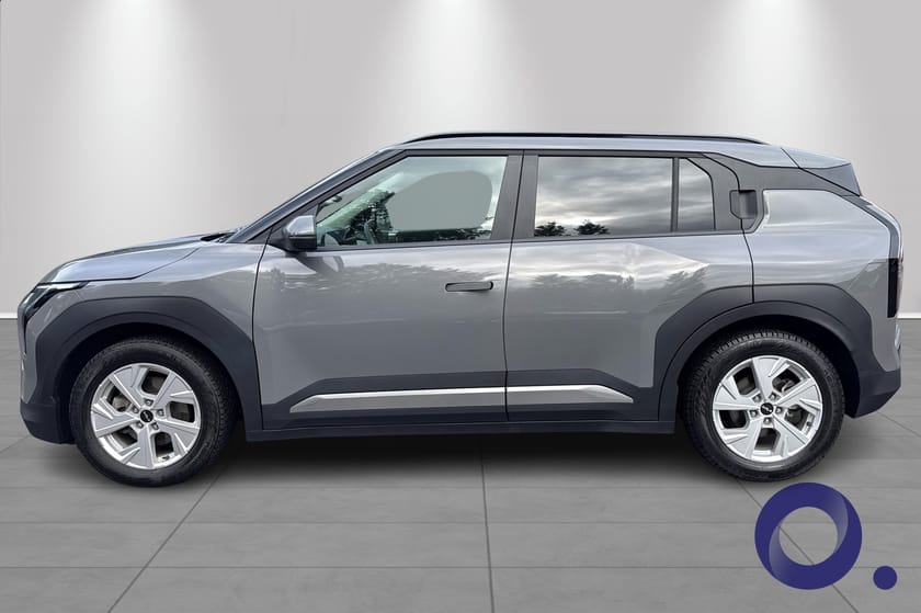 Bilde 2 av Kia EV3 Standard Range Exclusive SR 2025 – 22 000 km | Stilren kompakt SUV