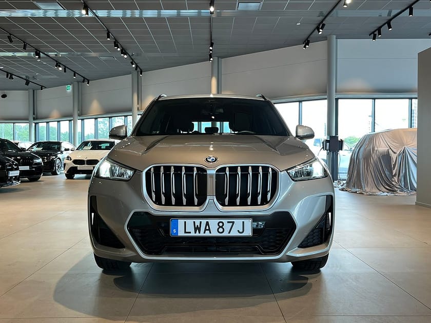 Bild 2 av BMW X1 sDrive18i M Sport Harman/Kardon DA Plus Dragkrok 4.95%