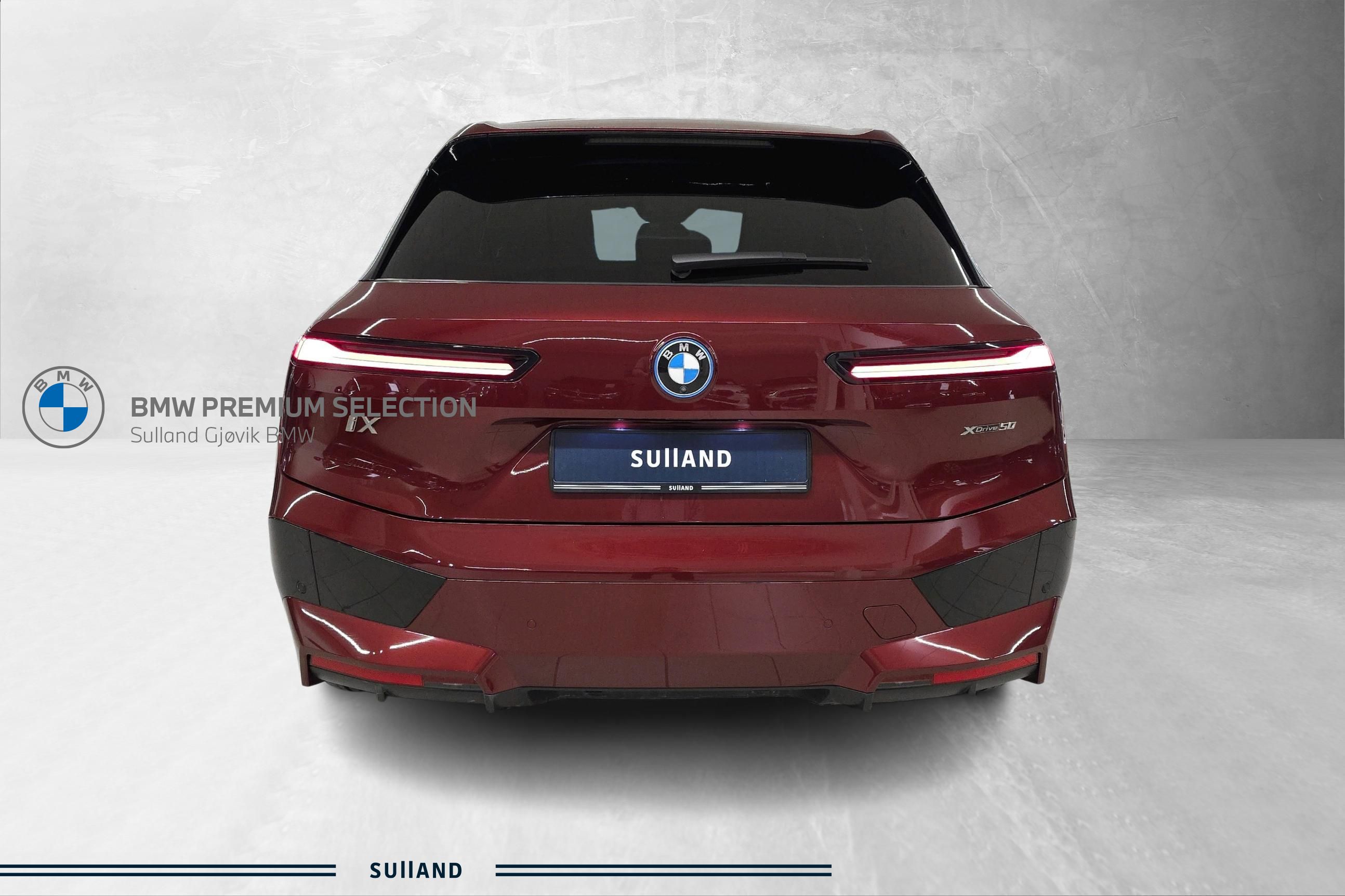 Thumnail bilde 3 av BMW iX xDrive50