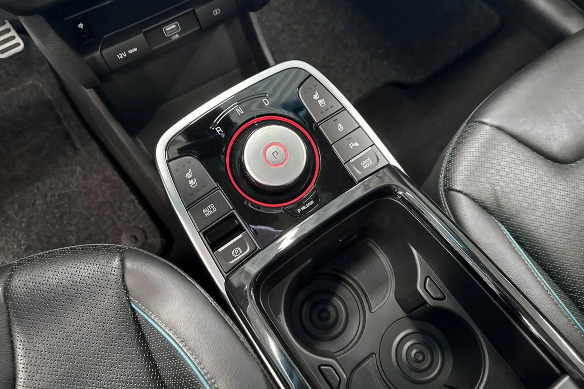 picture of a car