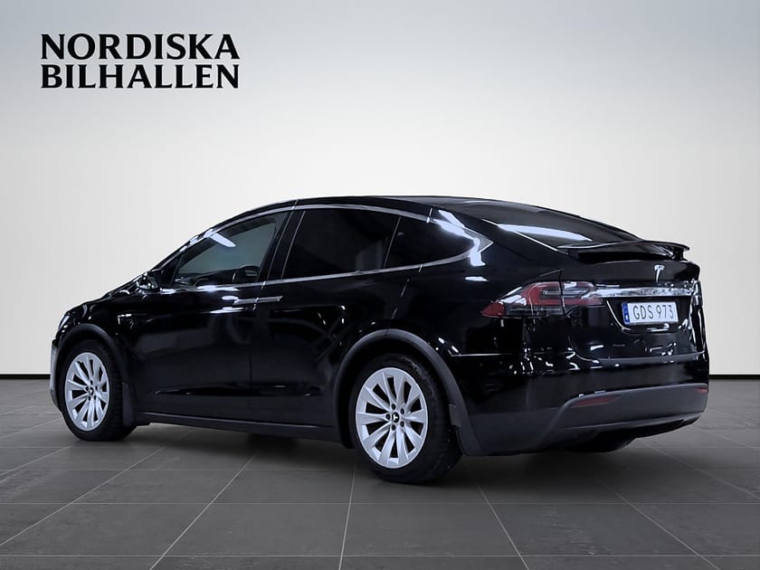 Bild 5 av Tesla Model X 75D Pano Backkamera