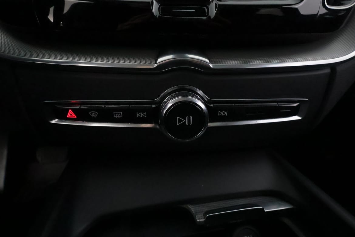 Volvo XC60 2023 - miniatyr 14