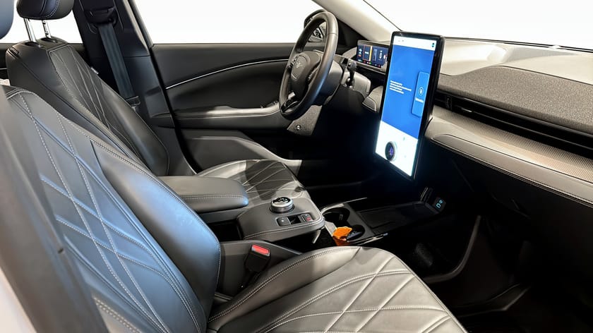 Bild 3 av Ford Mustang Mach-E Standard Range RWD 269HK | Teknikpaket|44 mil|