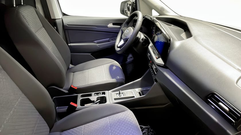 Bild 3 av Ford Grand Transit Connect 1.5 150Hk L2 LIMITED PHEV Demobil LAGERBIL