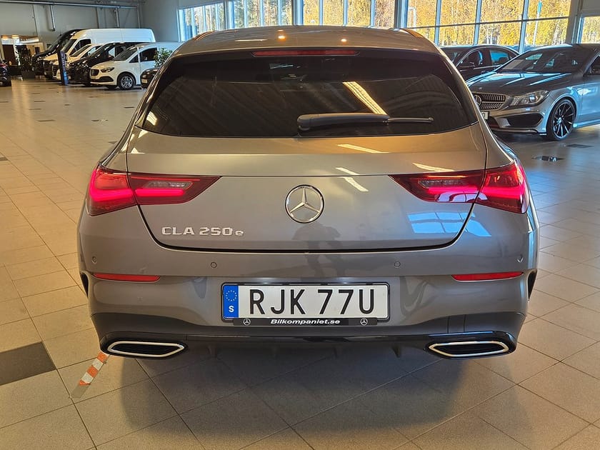 Bild 5 av Mercedes-Benz CLA 250 e Shooting Brake 8G AMG Eu6,Drag,Night