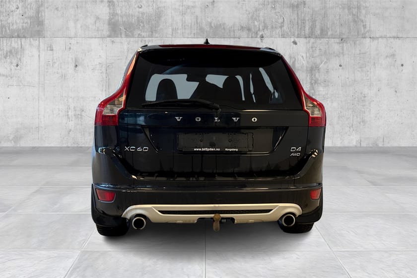 Bilde 4 av Volvo XC60 D4 R-Design/Krok/DS.Pk/ACC/VOC/El.bakluke/RTI/EU28