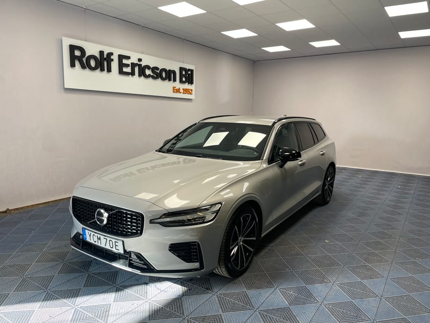 Bild 1 av Volvo V60 T6 Plus Dark
