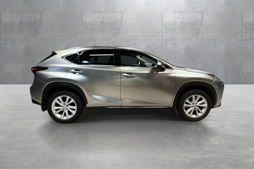 Bilde 2 av Lexus NX 300h AWD Luxury