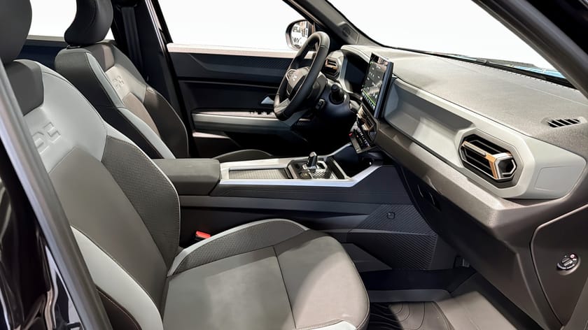 Bild 3 av Dacia Bigster Hybrid 155 EXTREME