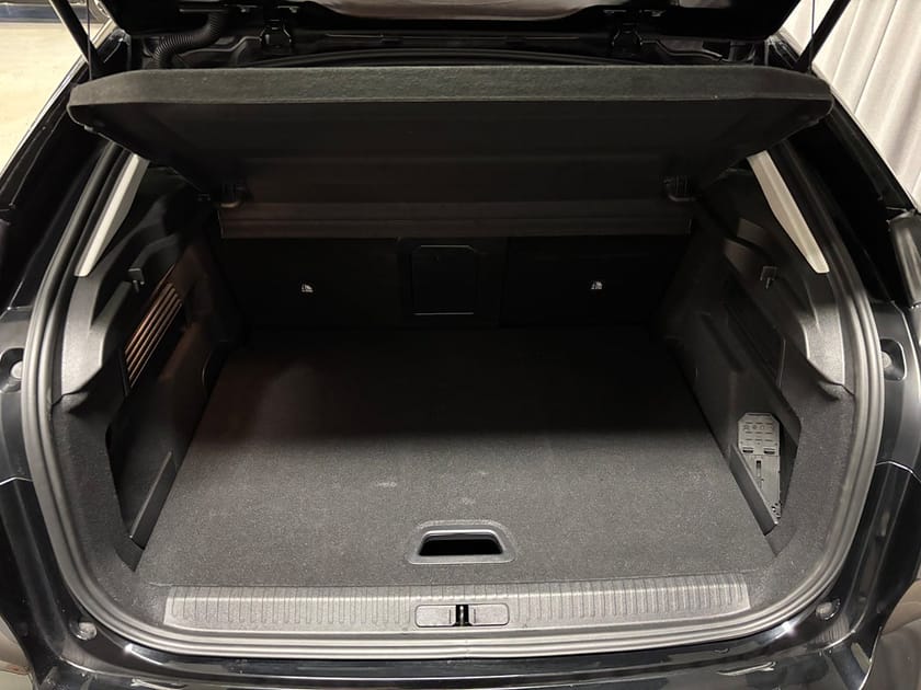 Bild 4 av Citroën C4 SHINE Exclusive PureTech 155 AUT8