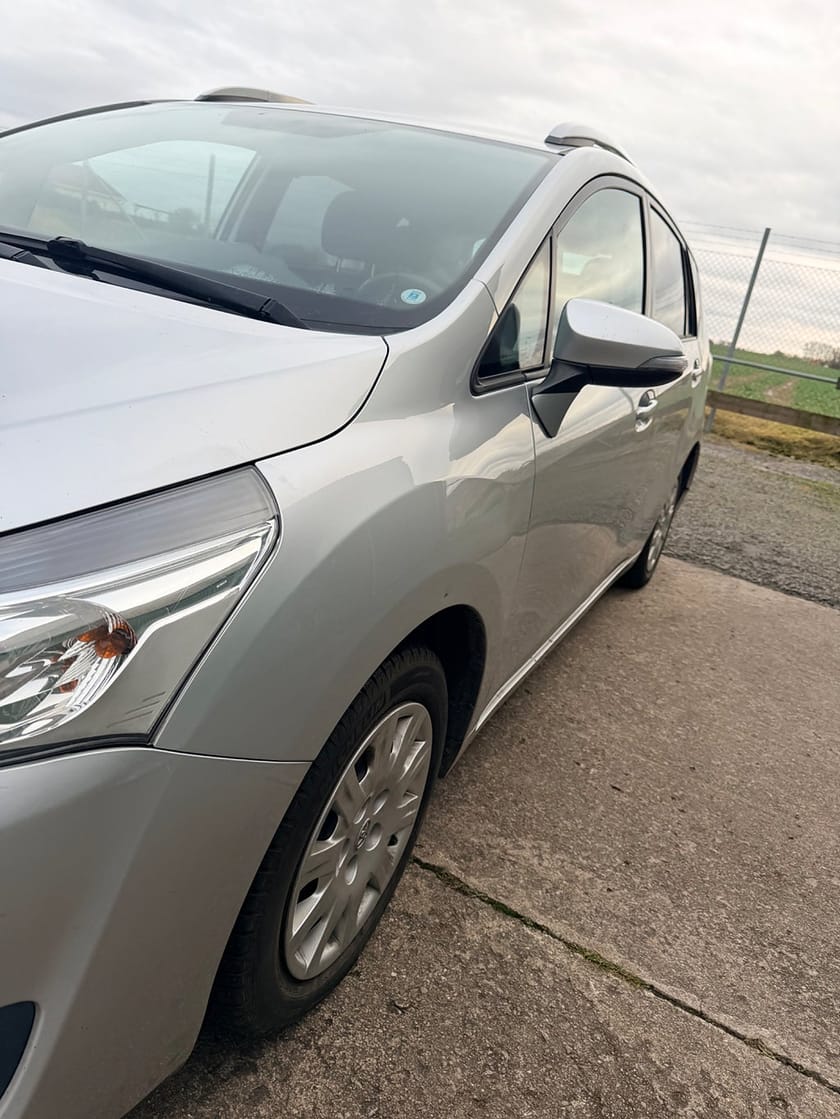 Bild 2 av Toyota Verso 1.6 Euro 5