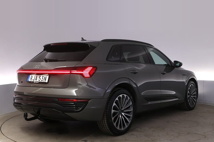 Bild 5 av Audi Q8 55 e-tron quattro Pano Drag B&O Elstol BLIS 360