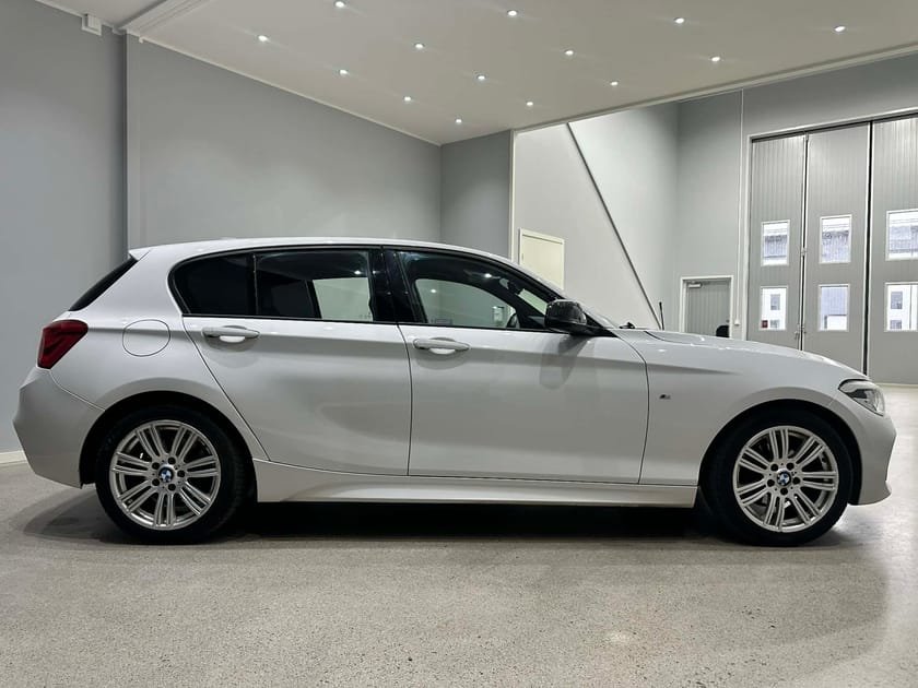 Bild 4 av BMW 118i l M-Sport l Facelift l Alcantara l