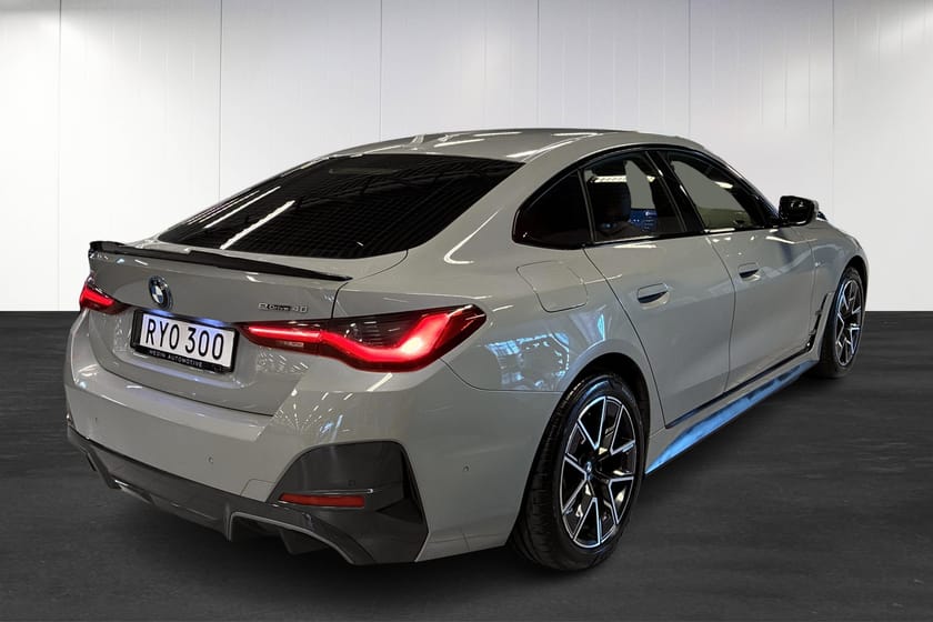 Bild 4 av BMW i4 eDrive40 Gran Coupé | M-Sport | 360 | Drag | HI-FI | Helläder