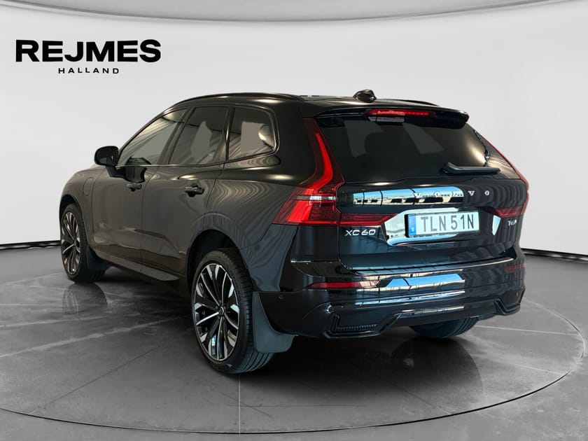 Bild 2 av Volvo XC60 T6 Ultra Dark | Drag | B&W | Luftfjädring | 21" |