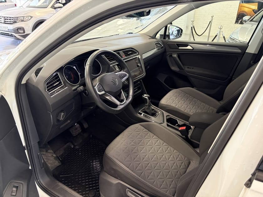 Bild 5 av Volkswagen Tiguan PB  1.5 TSI 150 HK 7 VXL DSG