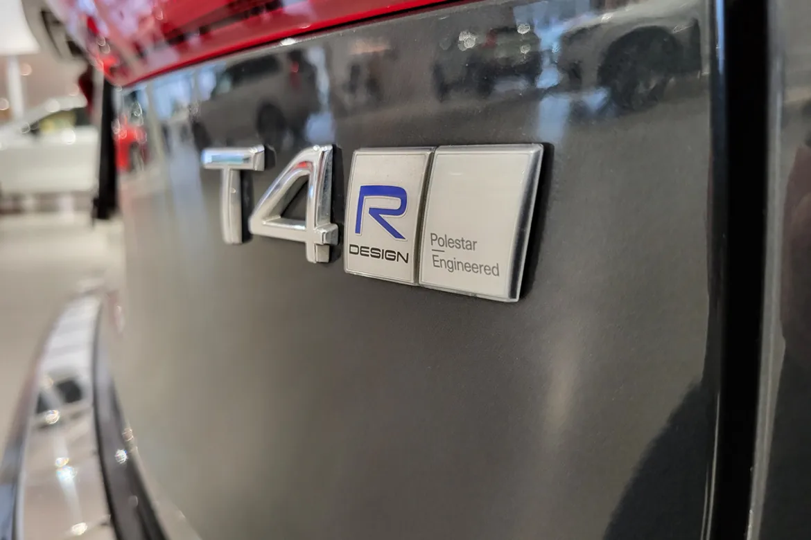 Volvo V90 T4
