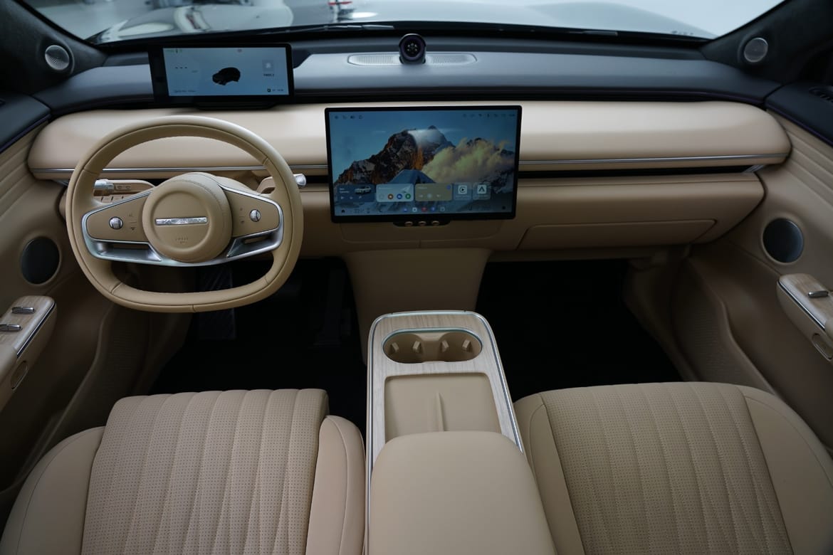 Exlantix ET 77 kWh AWD, 480hk, 2025