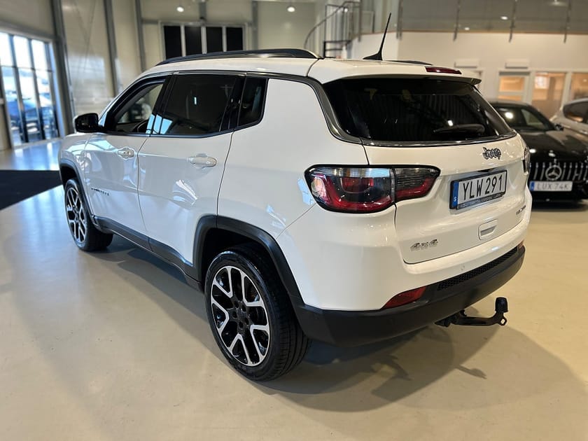 Bild 4 av Jeep Compass LIMITED 1.4 4WD 170hk/ Dragkrok / Backkam / kamrem bytt