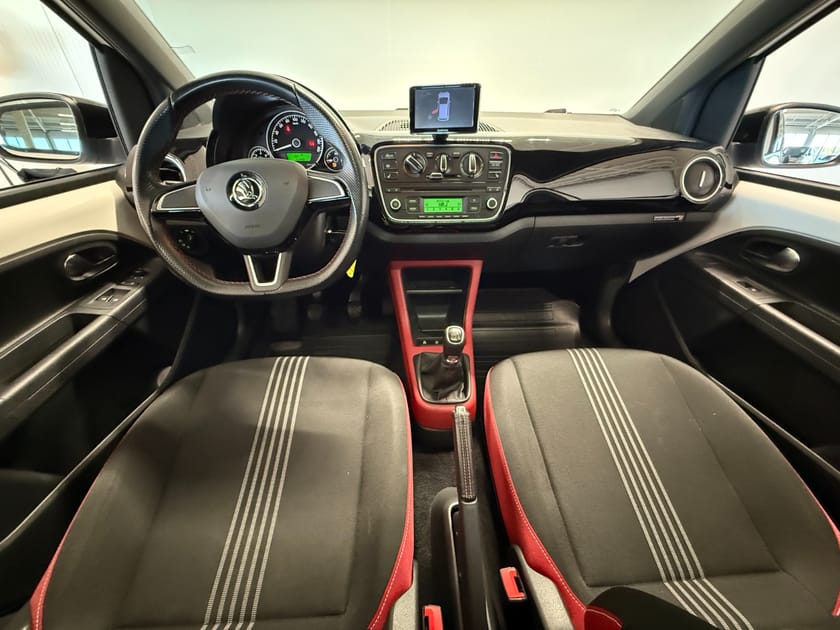Bilde 5 av Škoda Citigo 5-dørs 1,0 75hk Monte Carlo Pano/P-sensor/Garmin/S+V