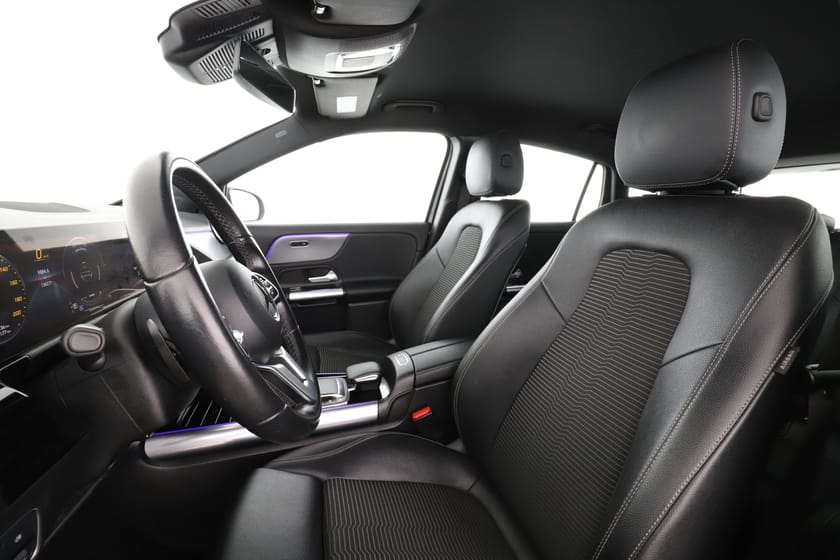 Bild 5 av Mercedes-Benz EQA 250 Progressive / Cockpit, BLIS, Värmare