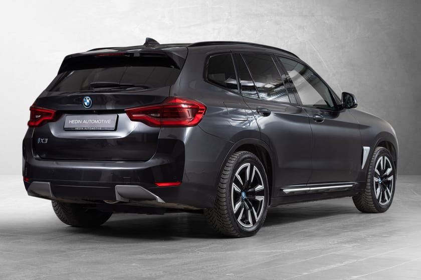 Bilde 4 av BMW iX3 Fully Charged