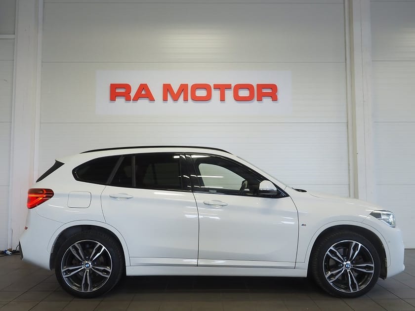 Bild 4 av BMW X1 xDrive20d 190hk Steptronic M Sport Navi Kamera HUD