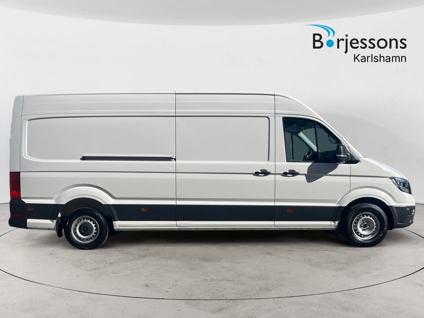 Bild 2 av Volkswagen Crafter 35 med långa axelavståndet 177 Hk Manuell