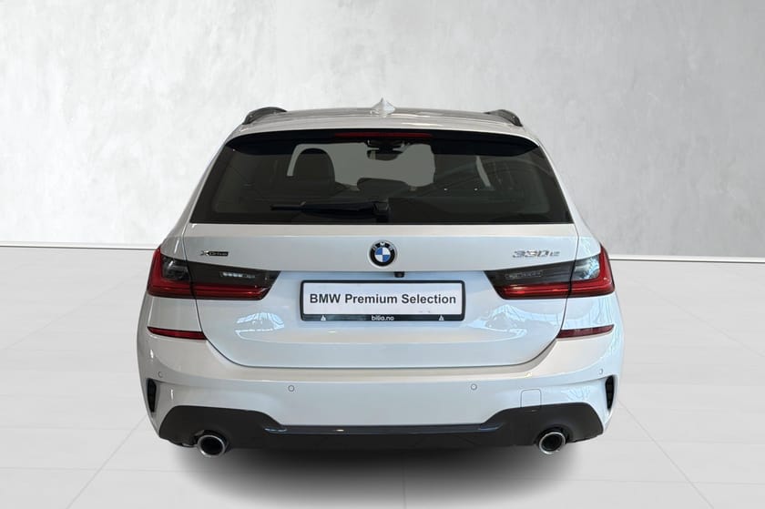 Bilde 3 av BMW 330e xDrive Touring Msport  Krok Adcruise Laser HUD