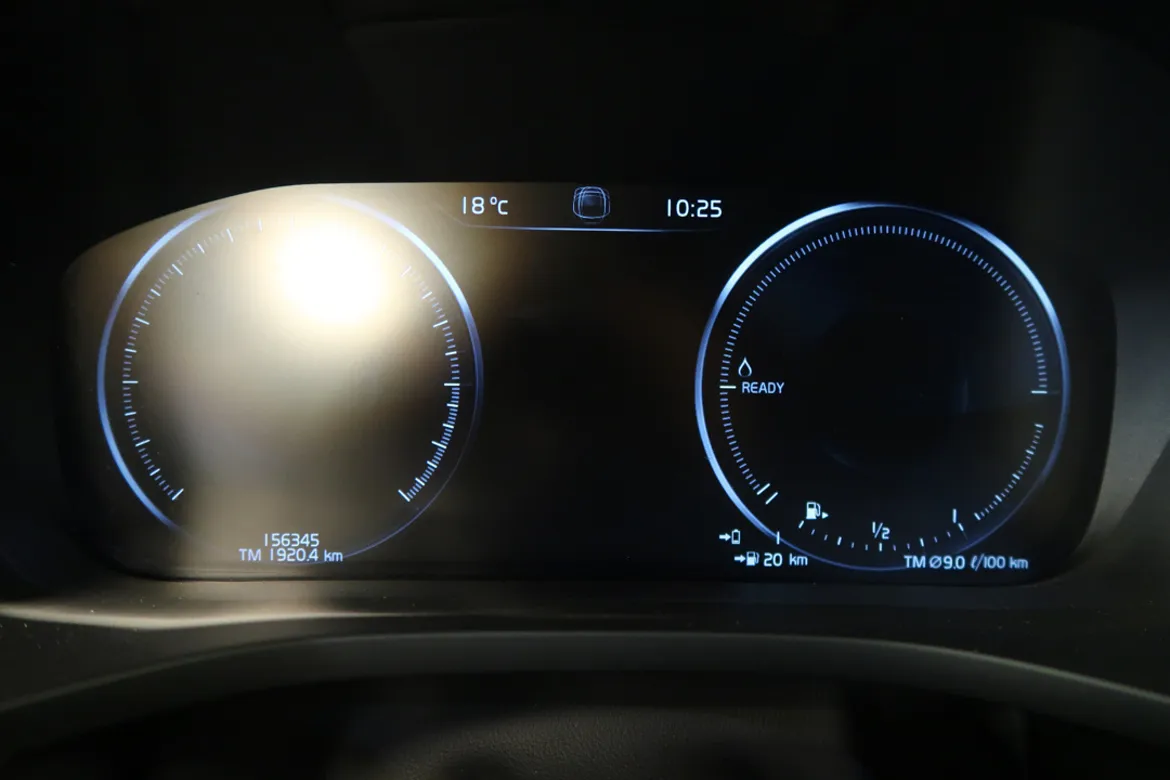 Volvo XC60 T8 AWD