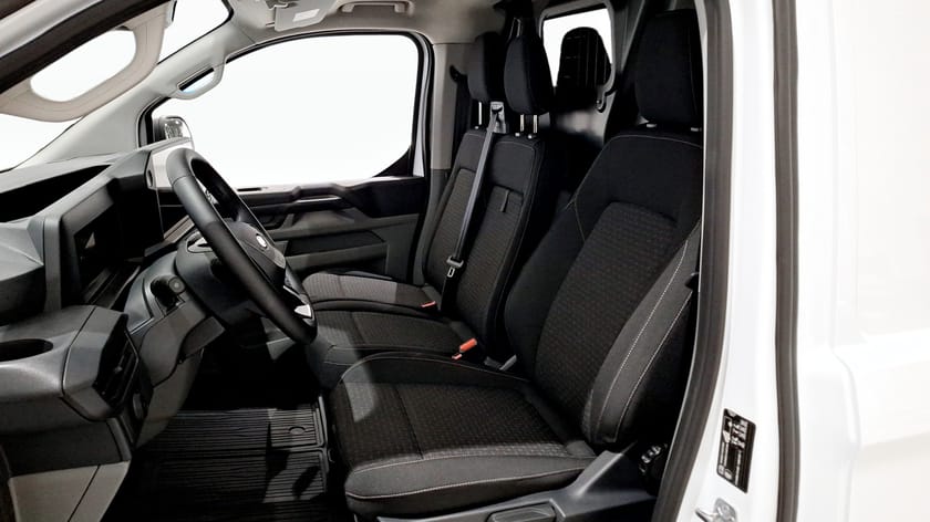 Bild 5 av Ford E-Transit Custom 320 E-CUSTOM TREND SKÅP 320S 218 A RWD