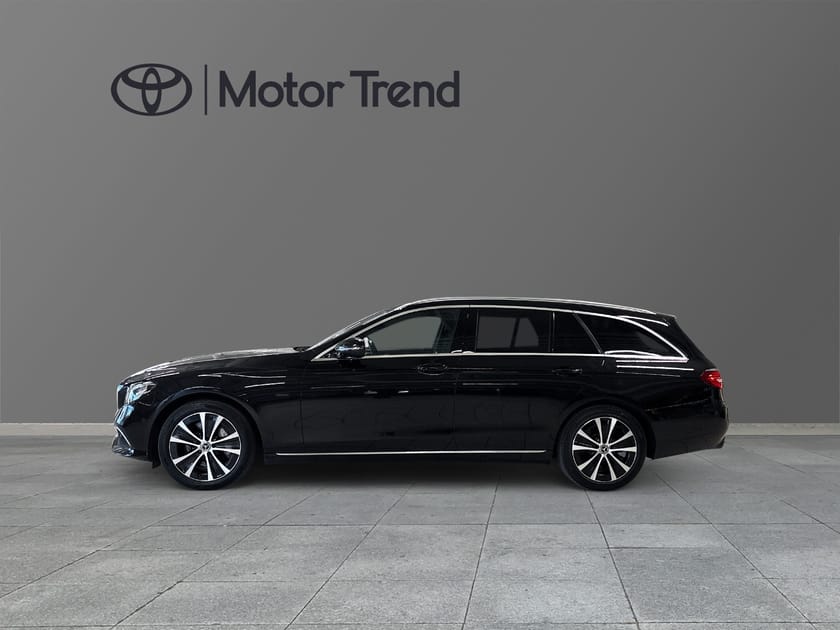 Bild 3 av Mercedes-Benz E 300 de T PLUG-IN Hybrid Avantgarde