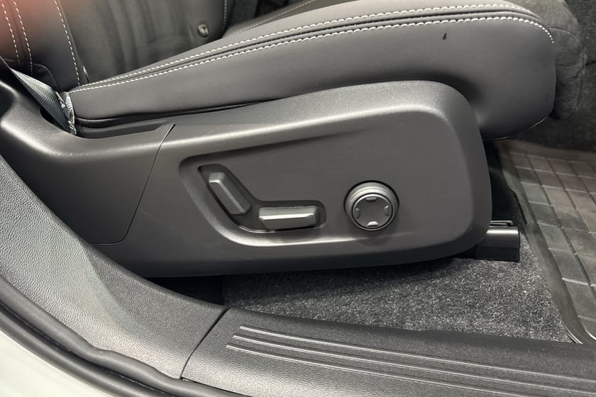 Bild 3 av Volvo EX40 Twin Motor Performance Ultra