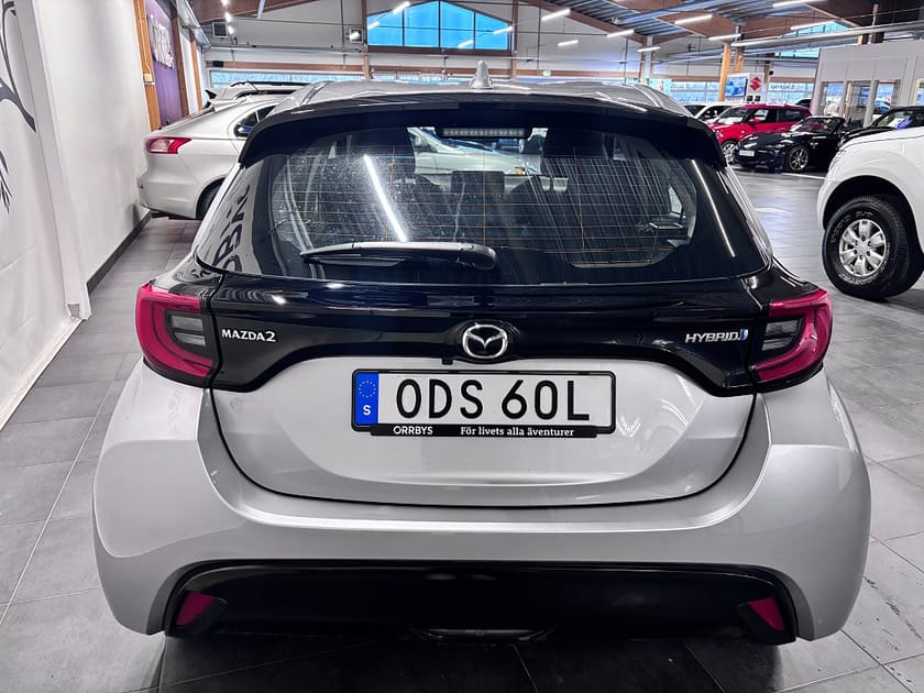 Bild 4 av Mazda 2 Hybrid Hybrid, 1.5 116 hk CVT Agile + Comfort Pack, Backkamera