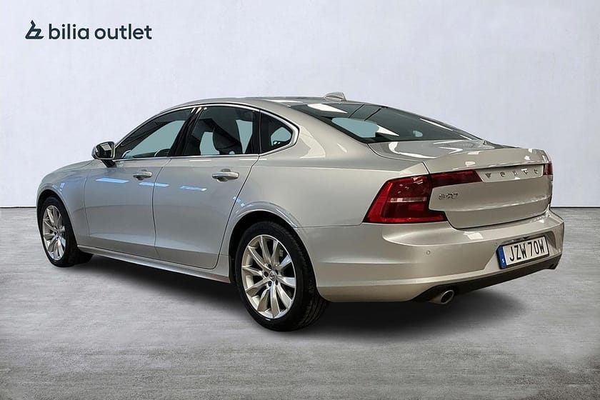 Bild 3 av Volvo S90 T4 Momentum Nyservad Backkamera Navigation