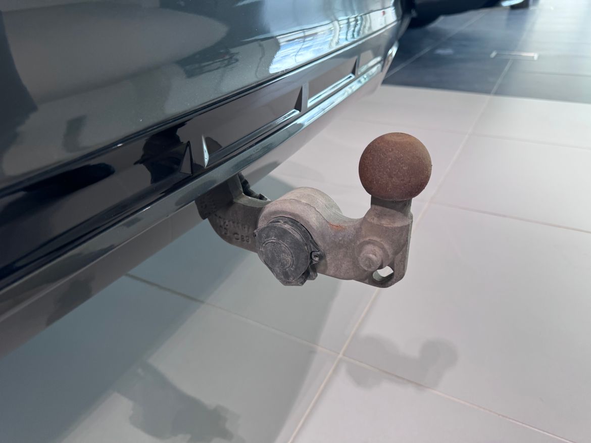Volvo XC60 2021 - miniatyr 9