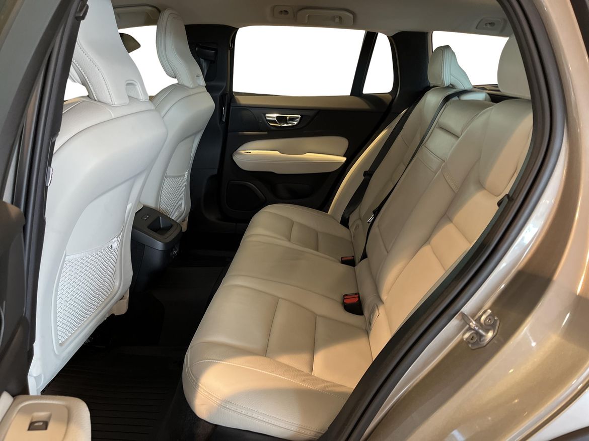 Volvo V60 2020 - miniatyr 7