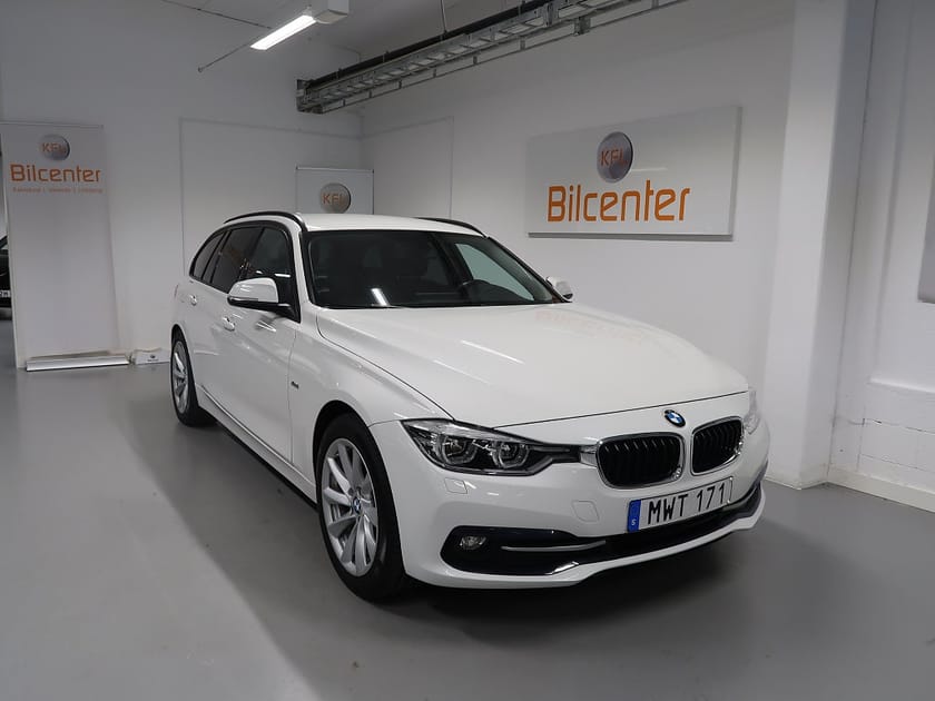 Bild 3 av BMW 318d xDrive Touring V-Däck ingår Kamera-Värmare-Rattvärme-Na
