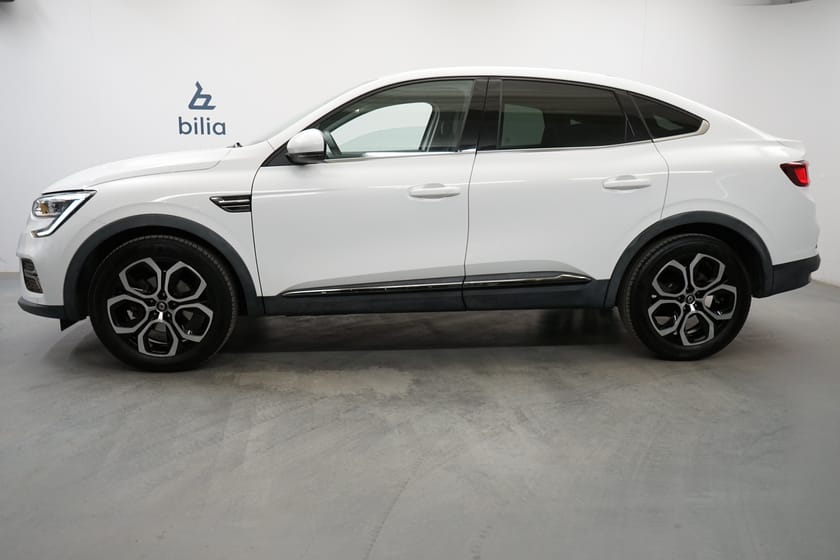 Bild 2 av Renault Arkana E-TECH 145 HEV Intens DCT, Navigation